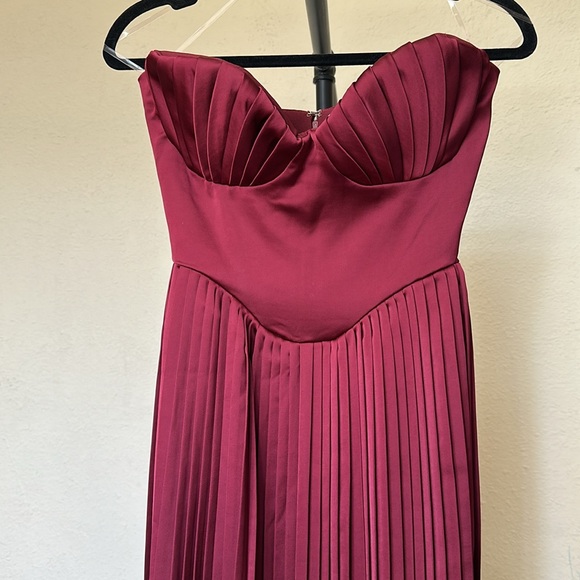 House of CB XS D-DD ‎ 'Marcella' Berry pleated georgette maxi dress NWOT - Picture 10 of 17